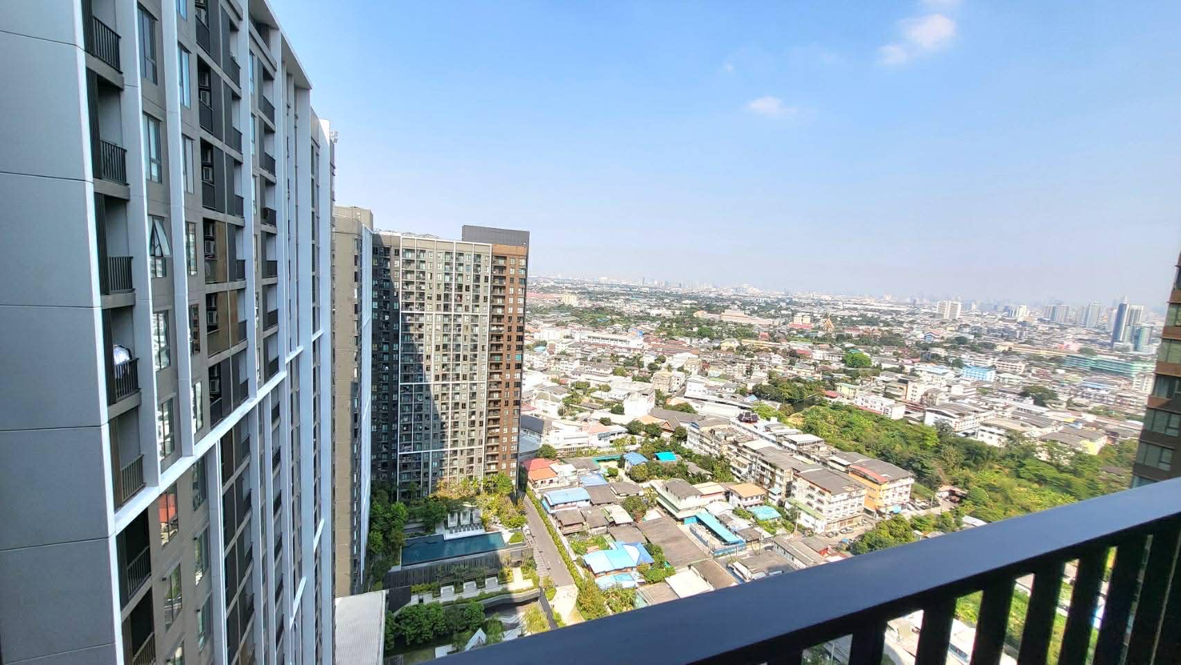 ให้เช่า The Parkland เพชรเกษม 56 ห้องใหม่ กำลัง ตกแต่ง